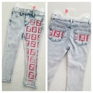 2t toddler girls stamped/painted jeans